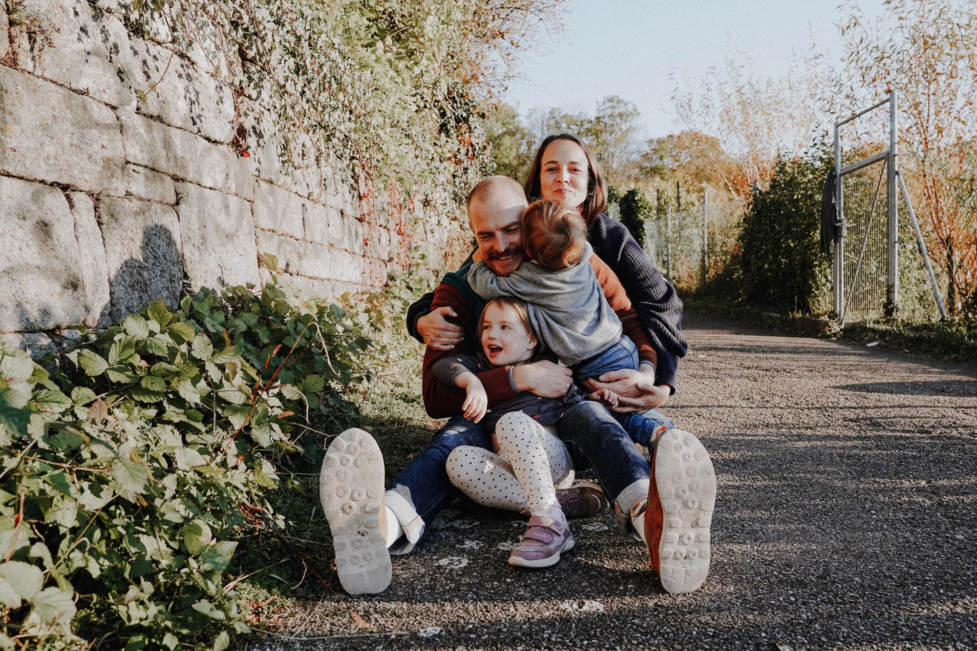 Familienfotografie im Raum Esslingen – draußen und ungestellt